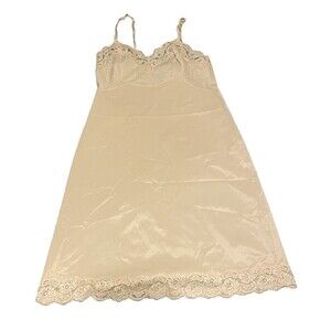 Vanity Fair Slip Dress Womens 36 Nude Nylon Floral Lace Trim Made in USA Vintage